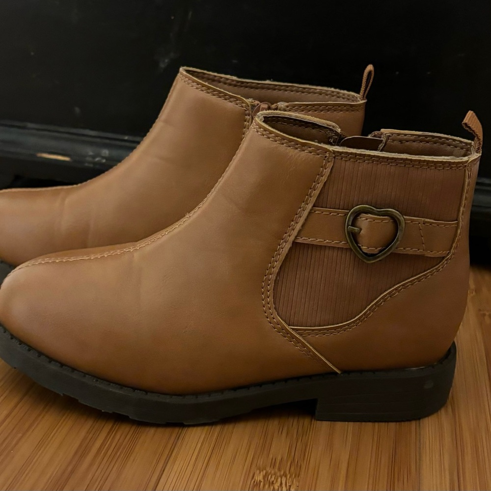 Brown Ankle Boots with Heart Detail